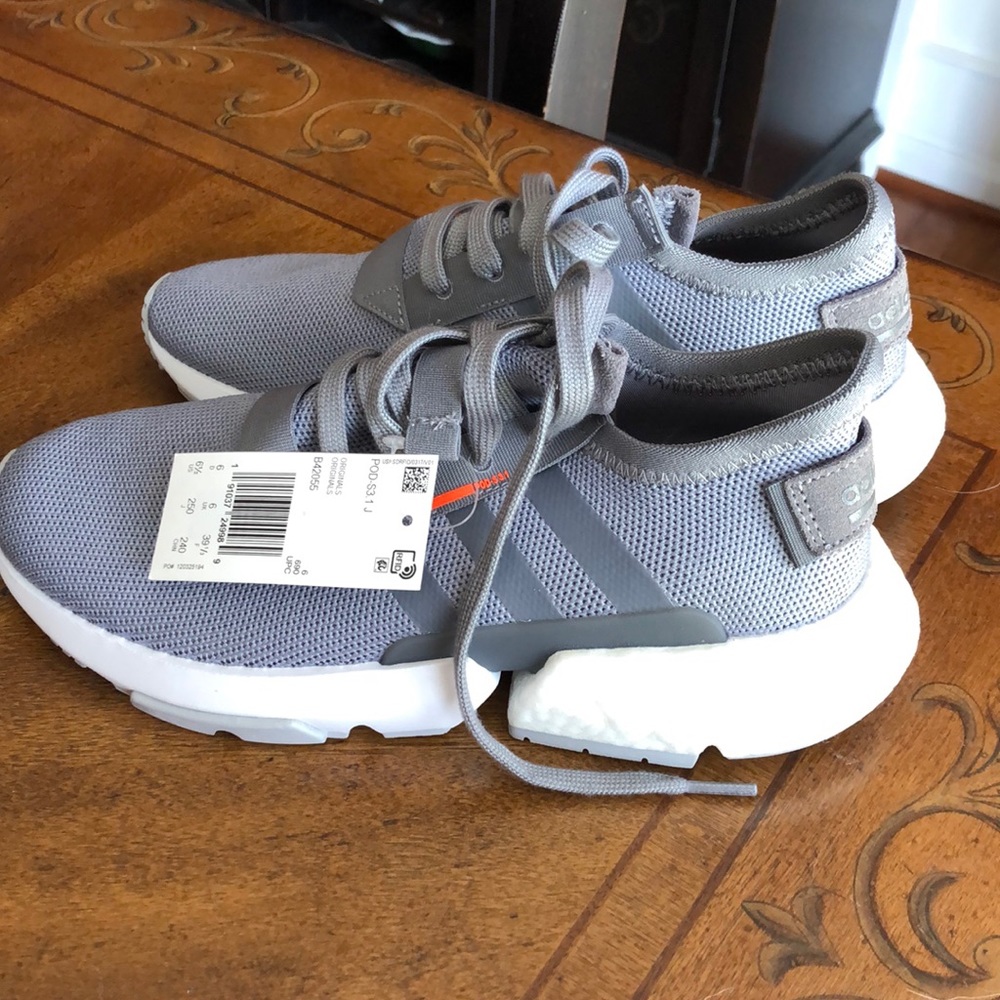 boys adidas sneakers